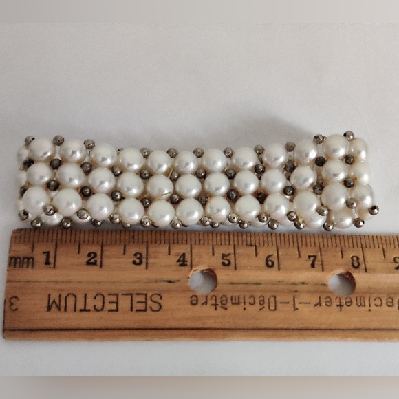 Genuine Three Row Freshwater Cultured Pearls Bracelet - Picture 11 of 14